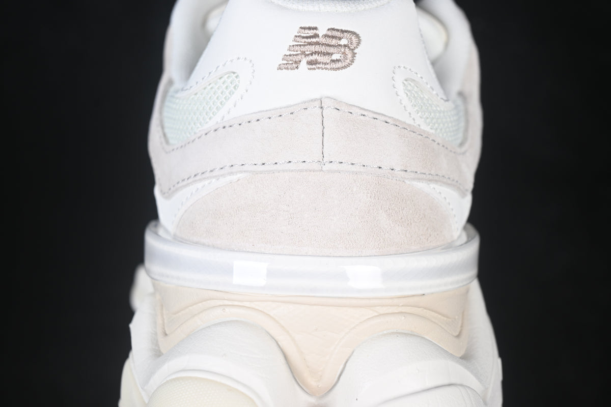New Balance 9060 Beige White