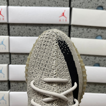 Yeezy Boost 350 V2 Slate