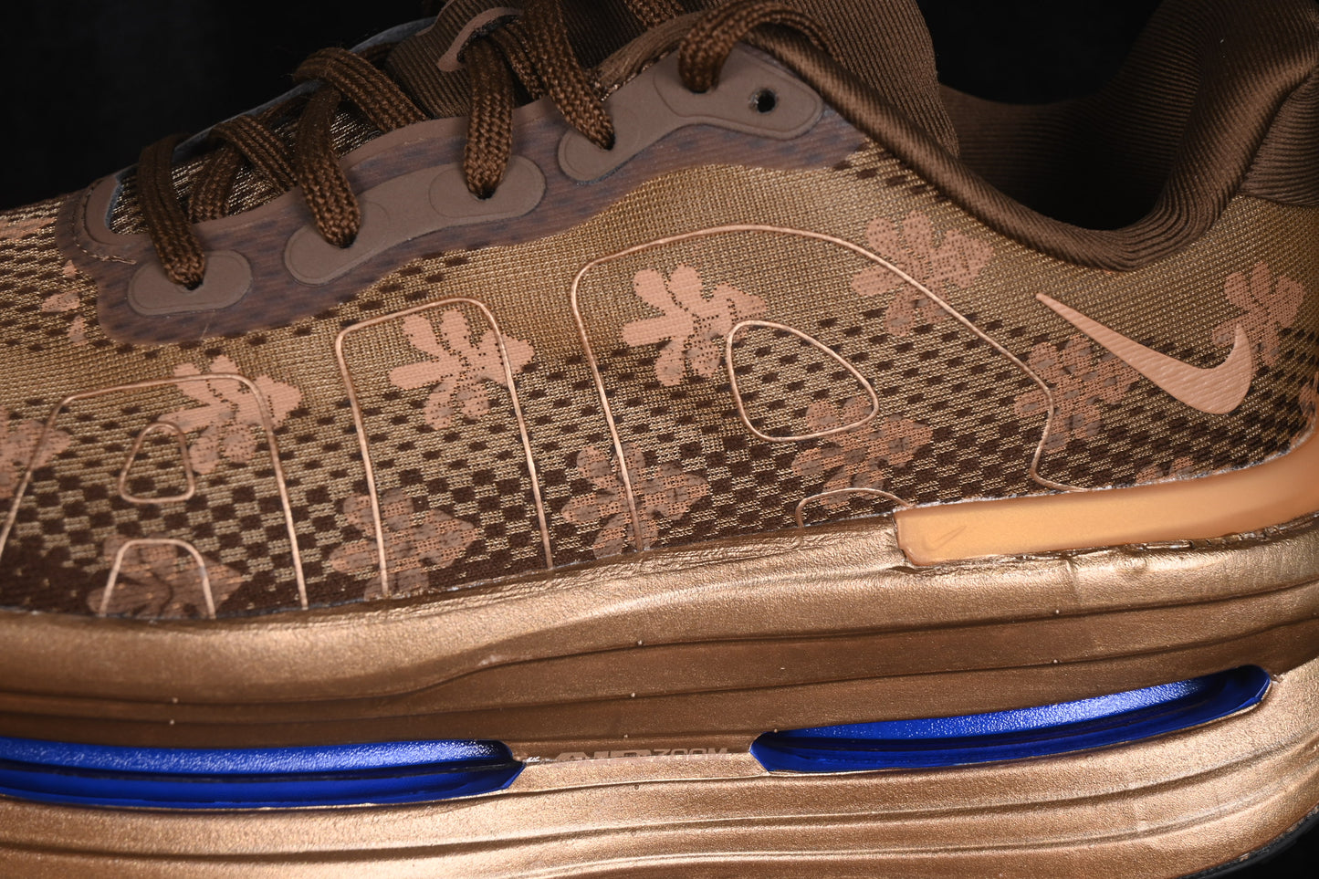 Nike Vomero Premium Flat Stout