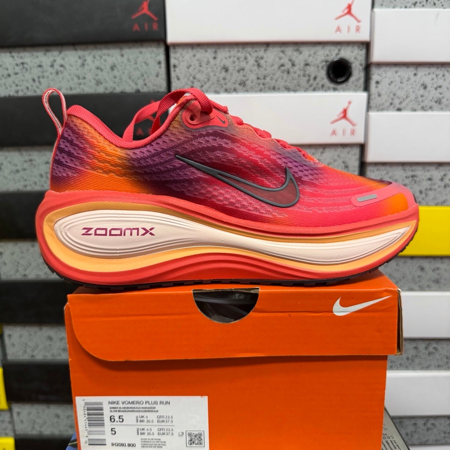 Air Zoom Vomero Plus SE Sunset