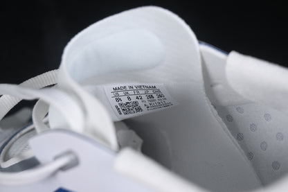 Hyperboost Edge Cloud White Equipment Blue Zero Metalic