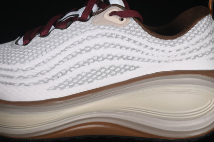 Vomero Plus Sail and Baroque Brown