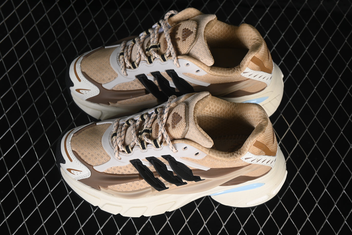 Adistar Jellyfish Crystal Sand x Pharrell Williams