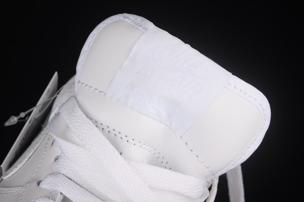 Nike Air Force 1 Low White x Supreme