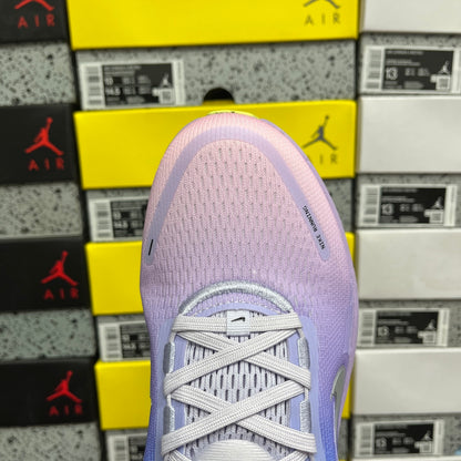 Air Zoom Vomero 18 SE Mood Ring