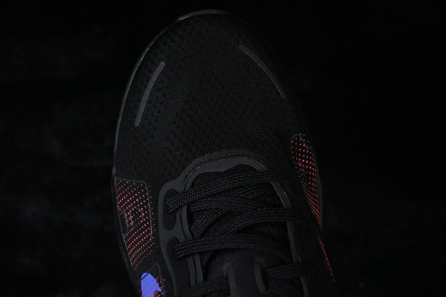 Nike Vomero Premium Black Sapphire Rose
