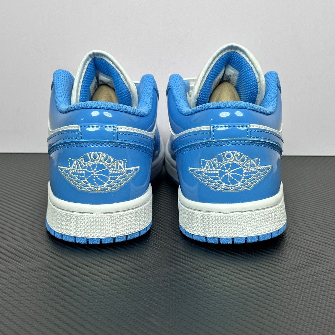 Air Jordan 1 Low SE White Legend Blue