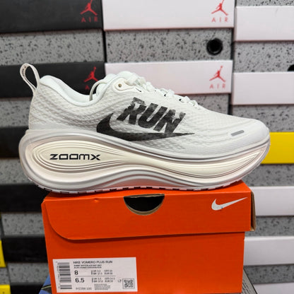 Air Zoom Vomero Plus Run