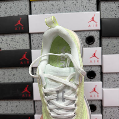 Air Zoom Vomero Plus Barely Volt