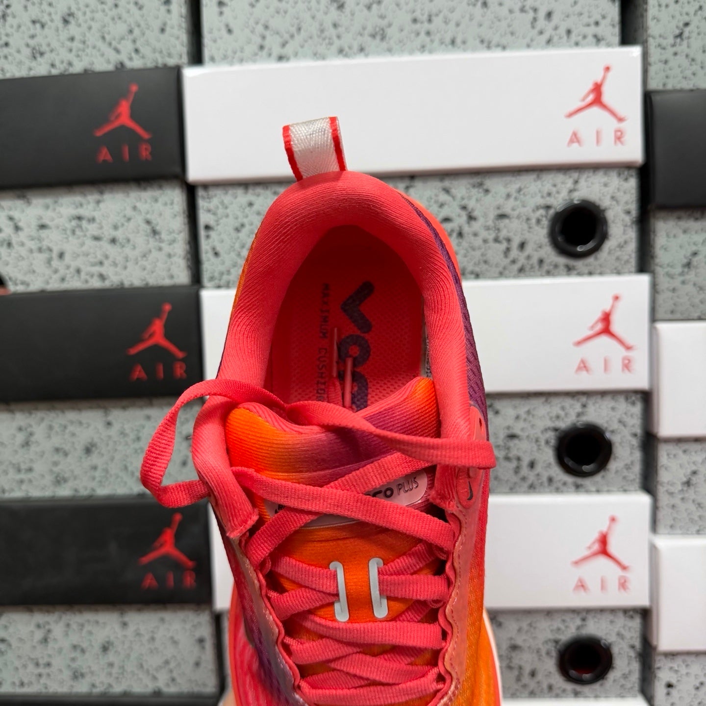 Air Zoom Vomero Plus SE Sunset