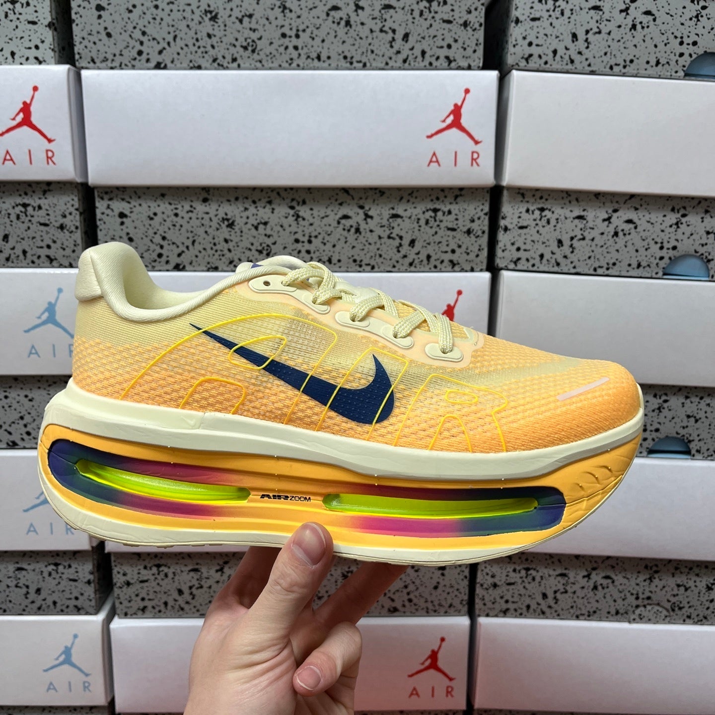 Nike Vomero Premium Alabaster