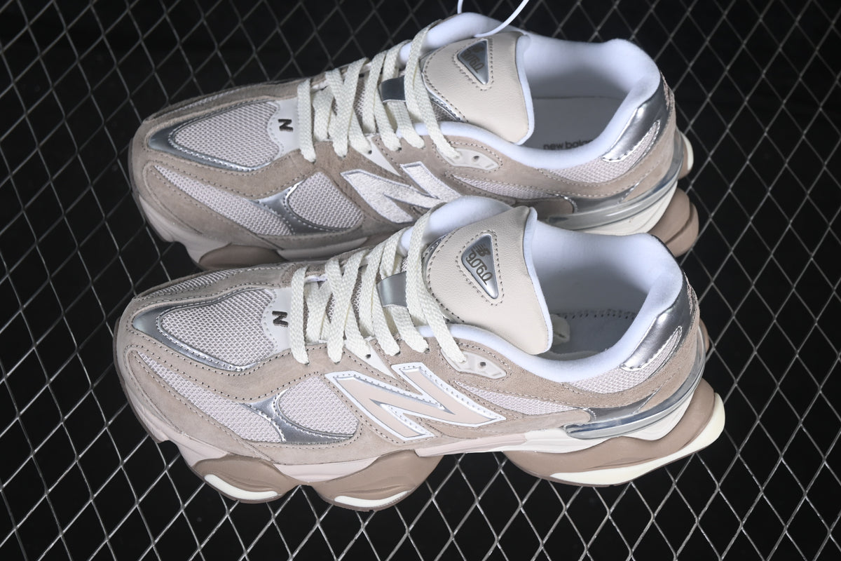 New Balance 9060 Moonbeam Silver Metallic Driftwood