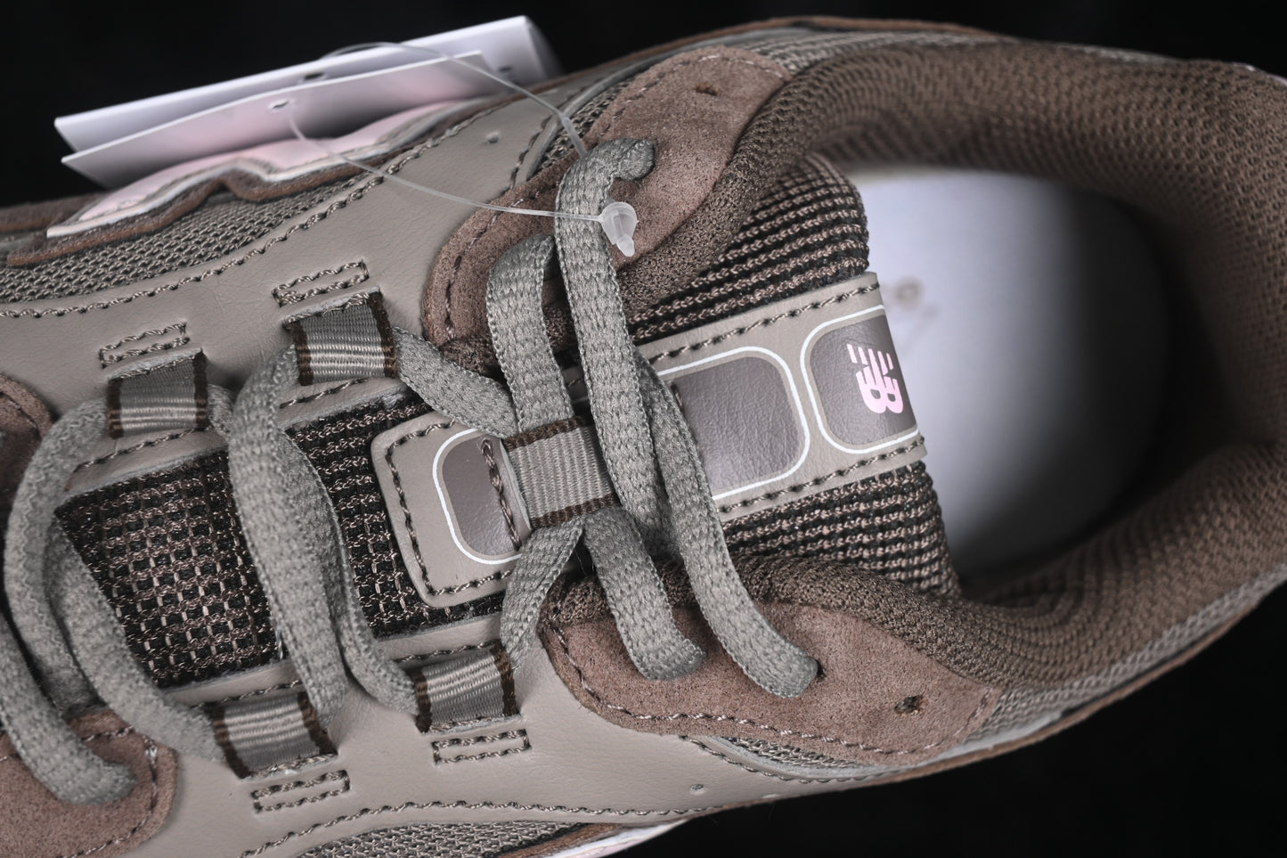 New Balance 204L Cortado