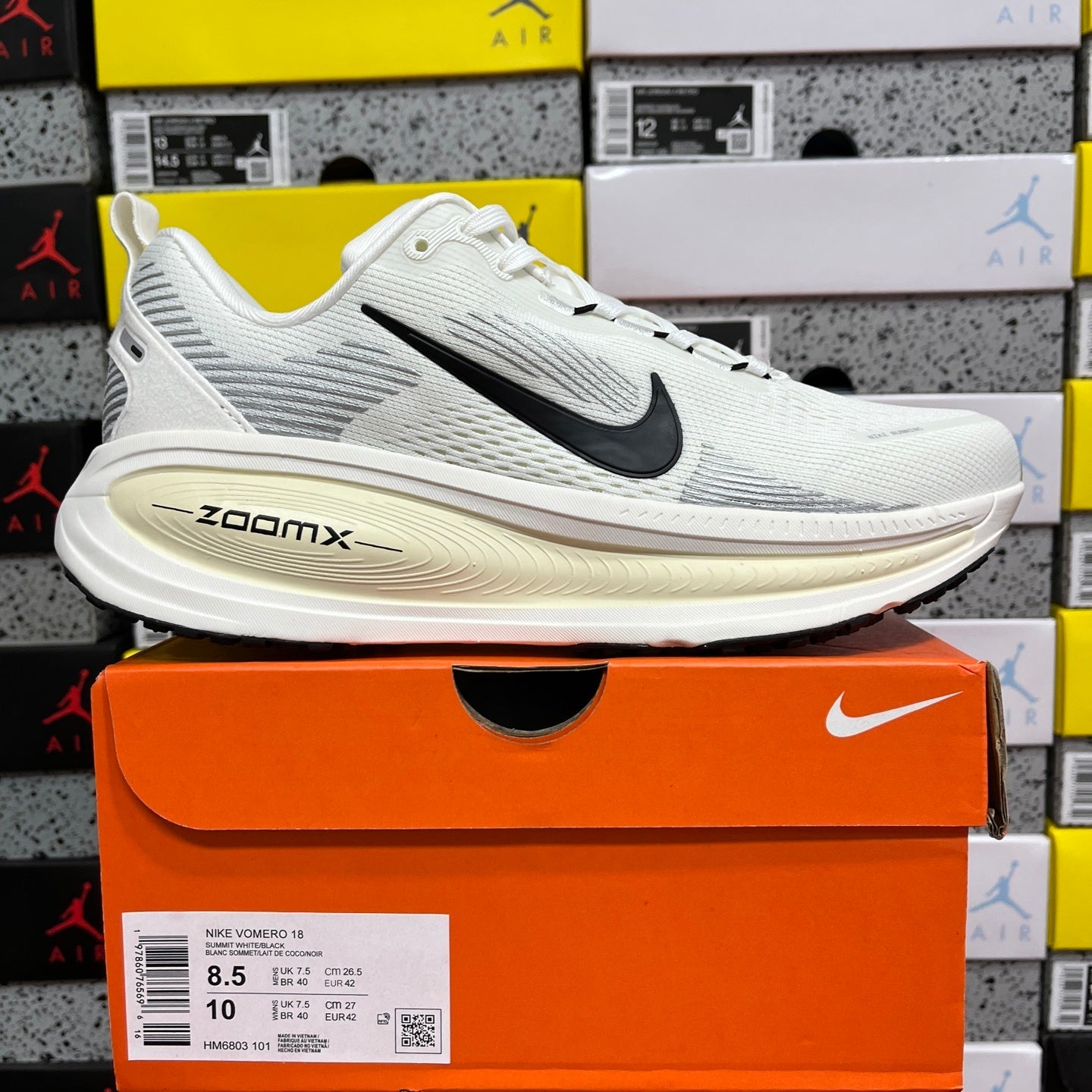 Air Zoom Vomero 18 Coconut Milk