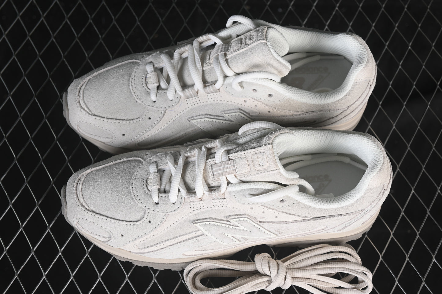 New Balance 204L Timberwolf