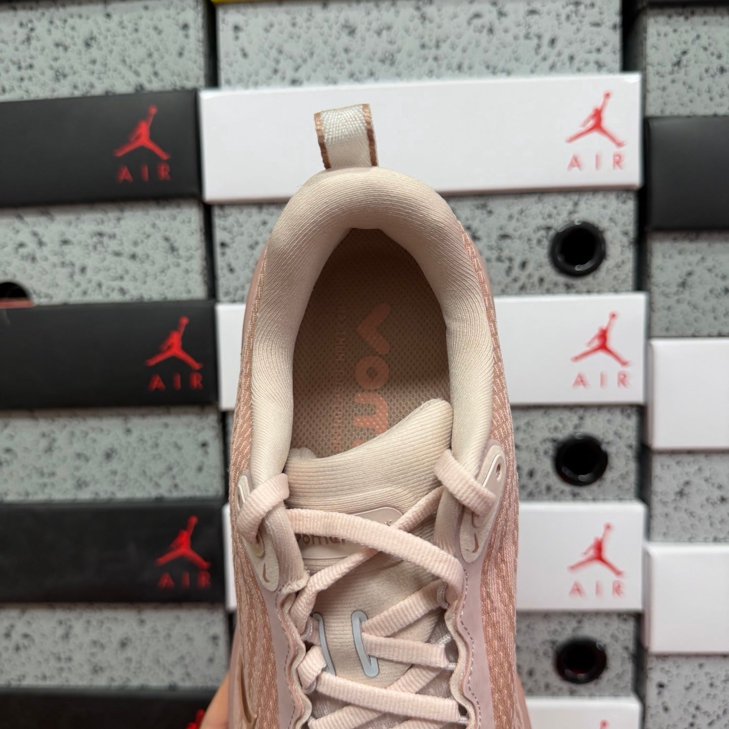 Air Zoom Vomero Plus Rose Gold