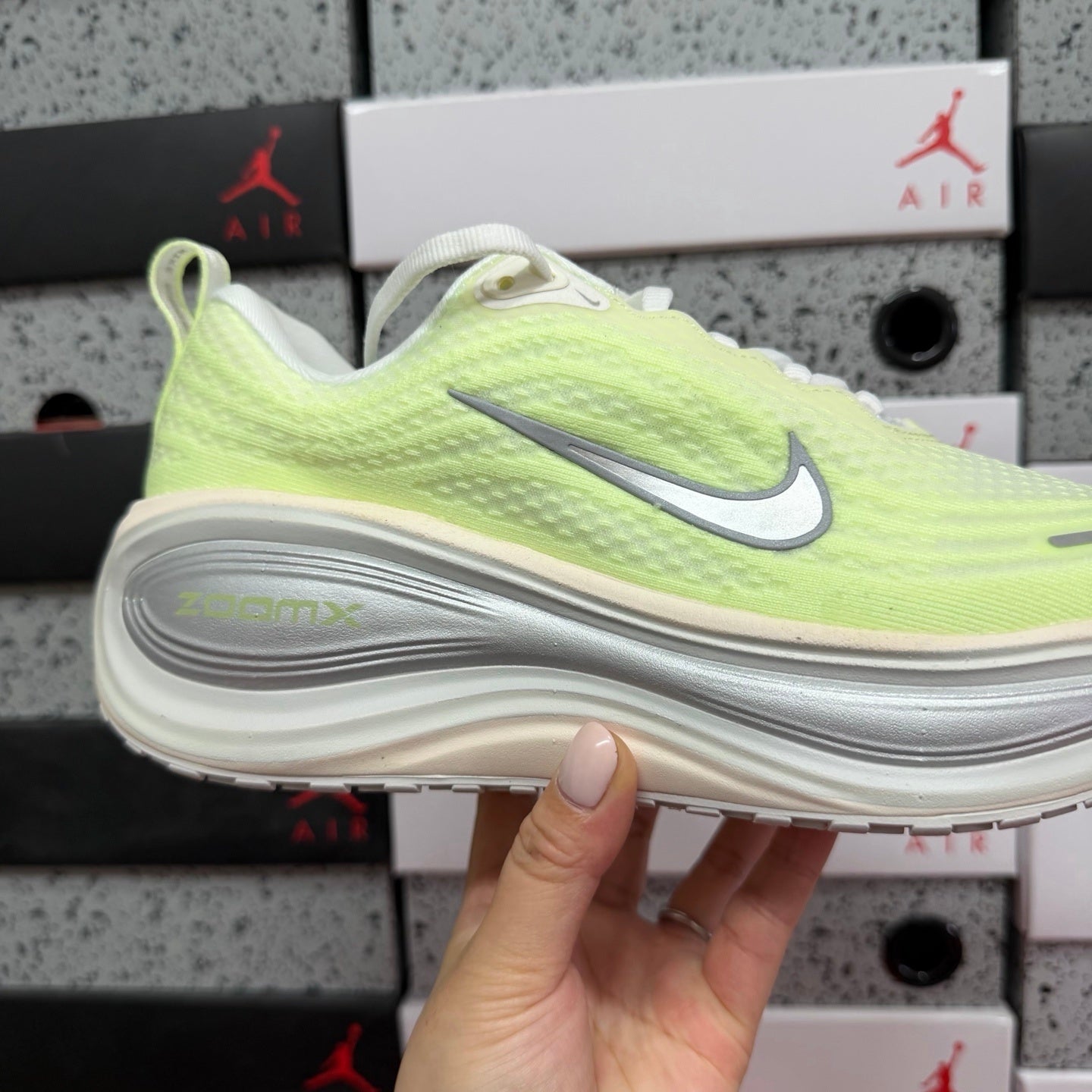 Air Zoom Vomero Plus Barely Volt