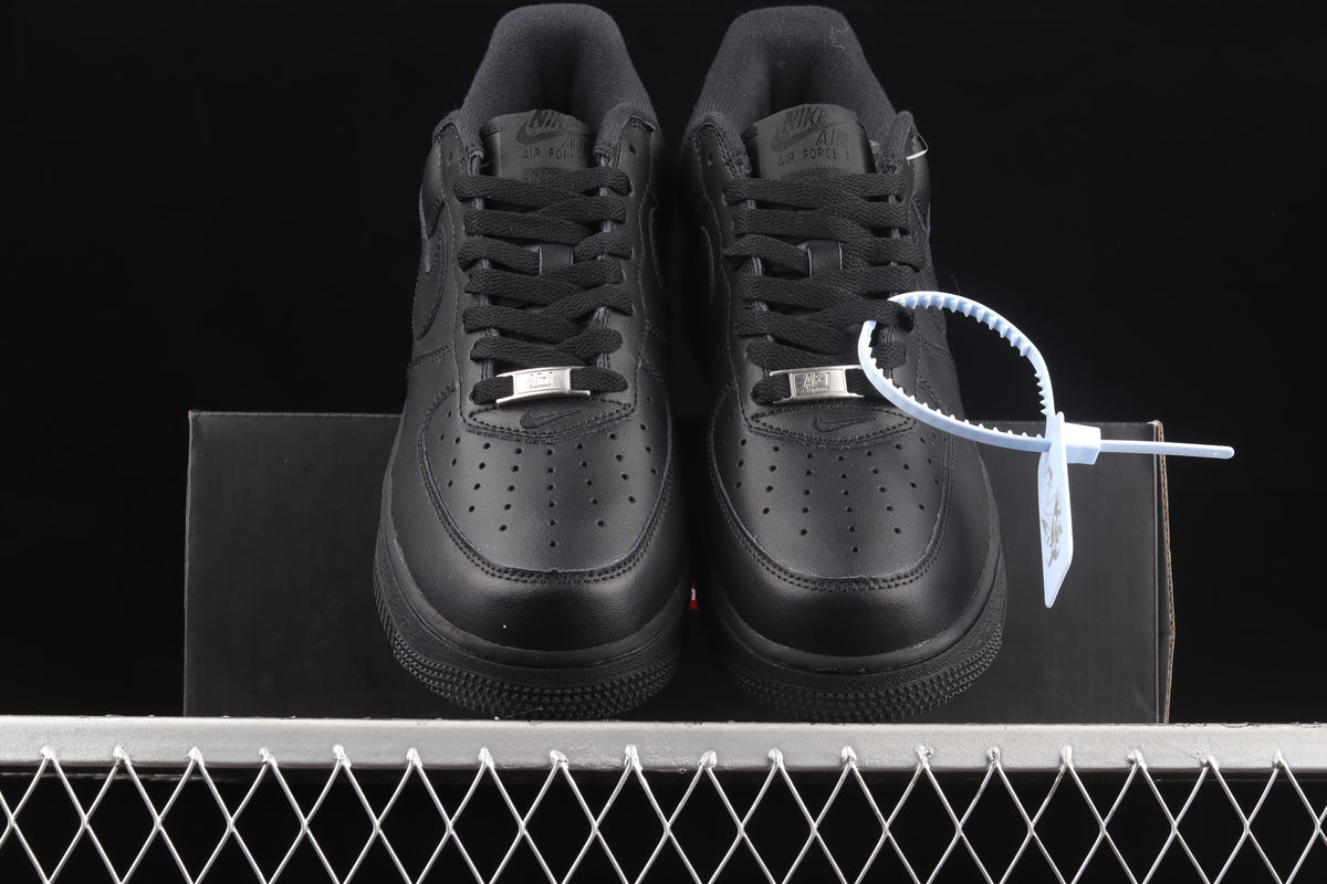 Nike Air Force 1 Low Black x Supreme
