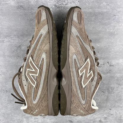New Balance 204L Mushroom Arid Stone