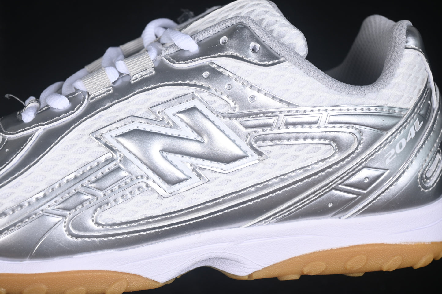 New Balance 204L Silver Metallic Gum