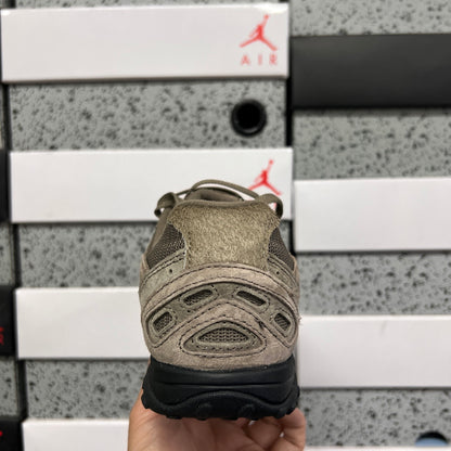 New Balance 204L Year of the Horse Tan