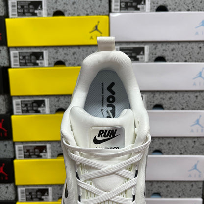 Air Zoom Vomero 18 Coconut Milk