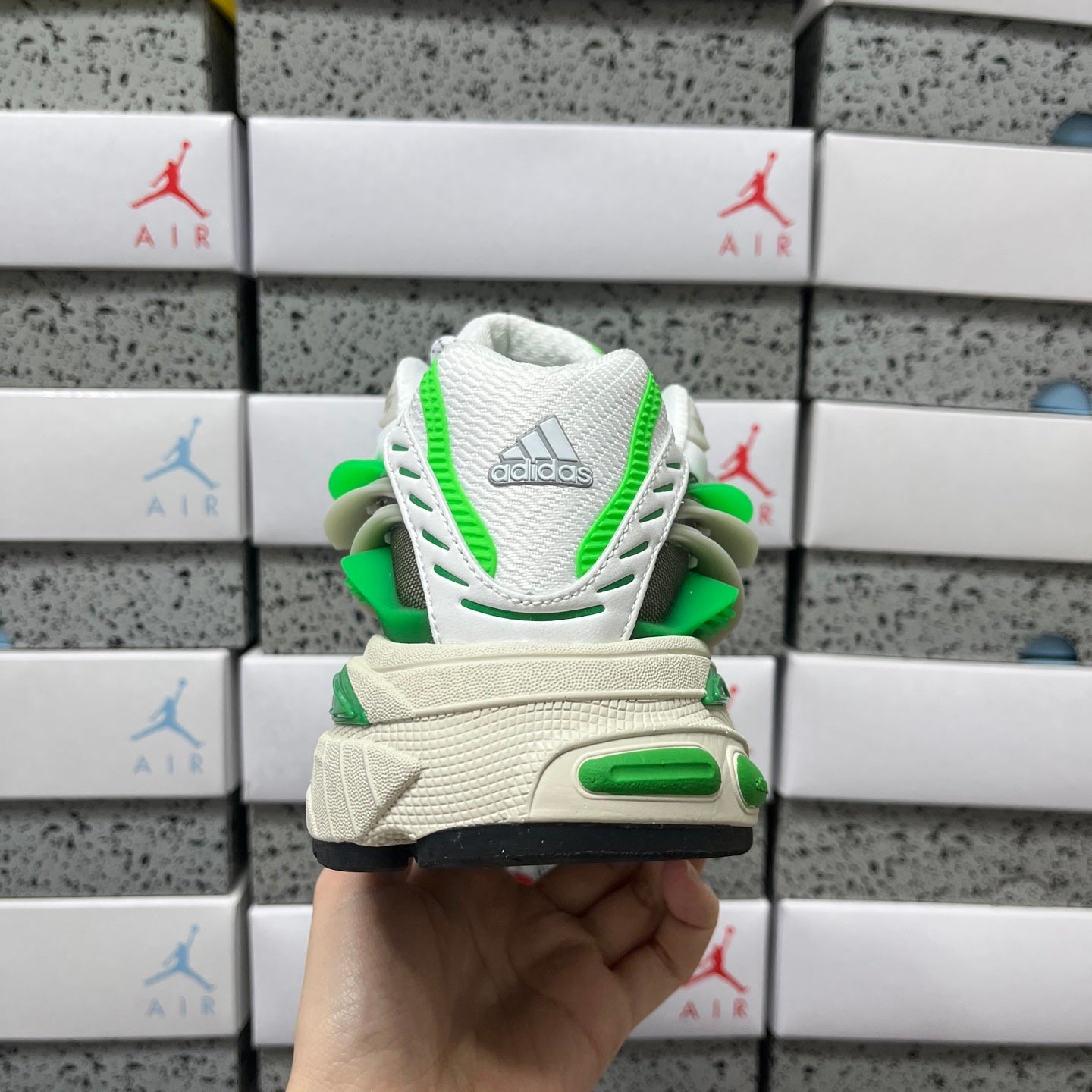 Adistar Jellyfish Real Green x Pharrell Williams