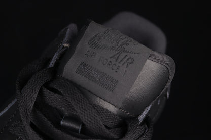 Nike Air Force 1 Low Black x Supreme