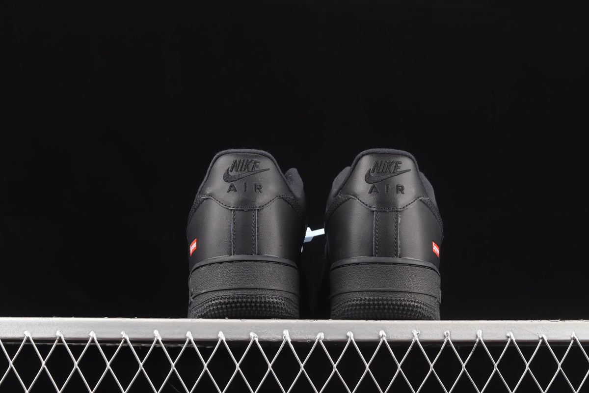 Nike Air Force 1 Low Black x Supreme