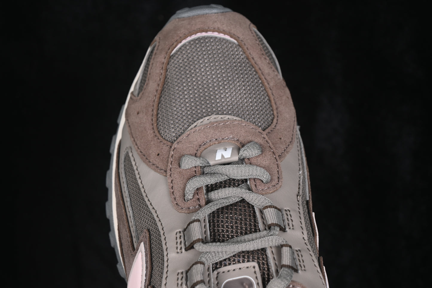 New Balance 204L Cortado