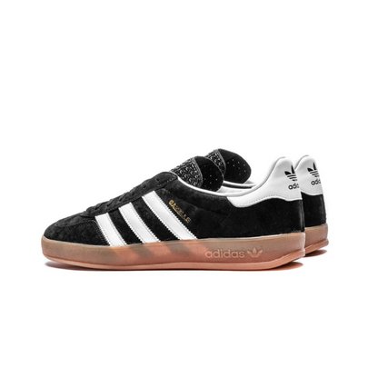 Gazelle indoor core black cloud white