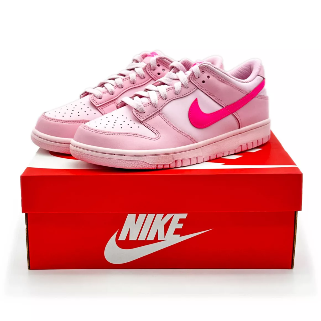 Dunk low triple pink