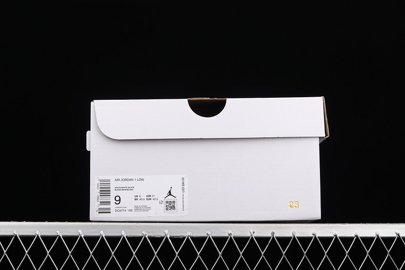Air jordan 1 low panda reverse