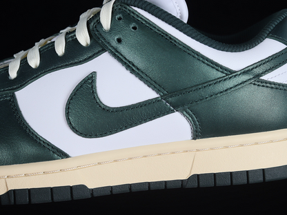 Dunk low vintage green