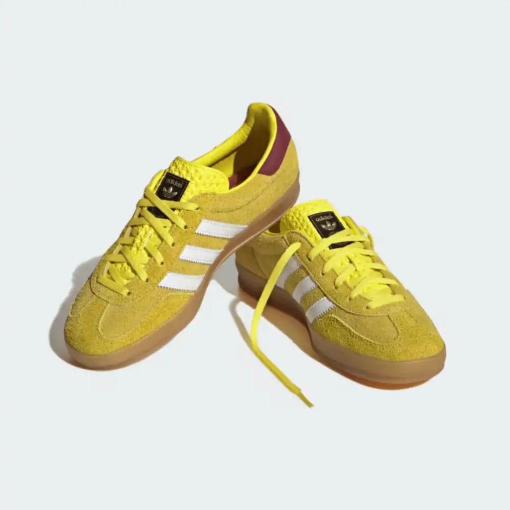 Gazelle indoor bright yellow
