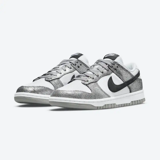 Dunk low golden gals