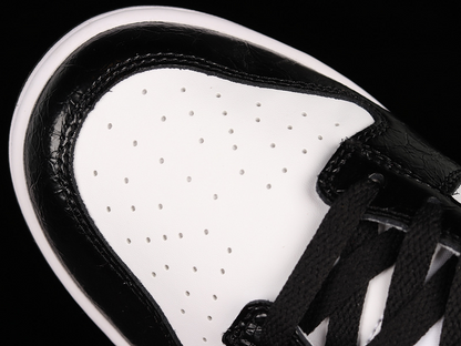 Dunk low retro world champs