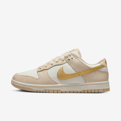 Dunk low metalic gold