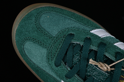 Gazelle indoor collegiate green