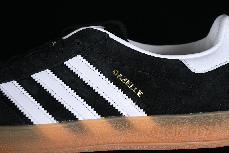 Gazelle indoor core black cloud white