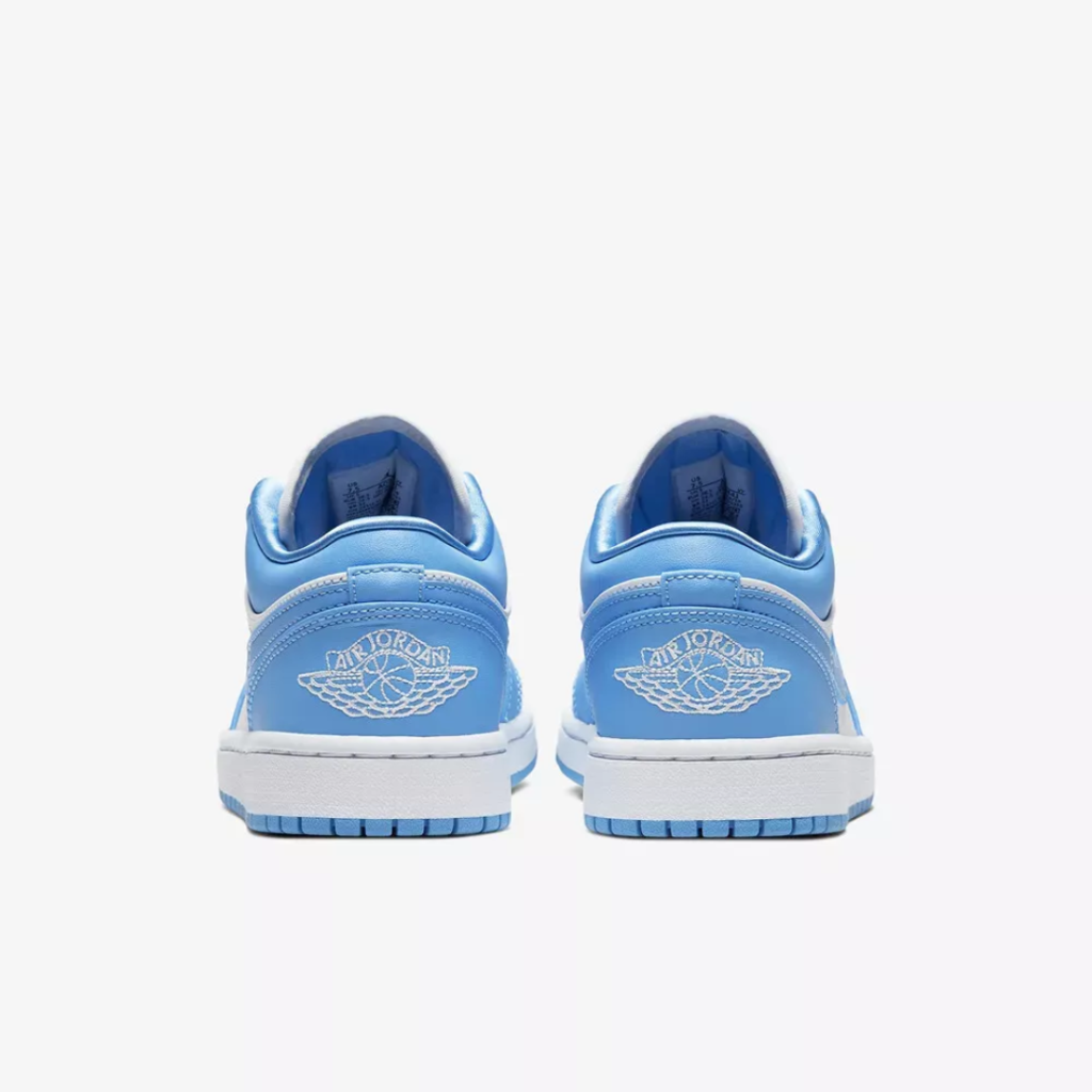 Air jordan 1 low north carolina blue