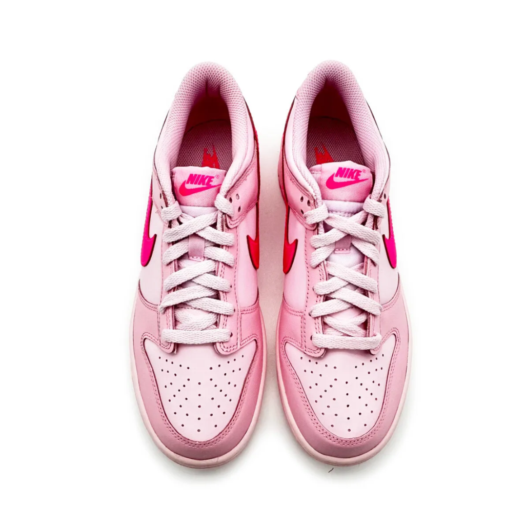 Dunk low triple pink