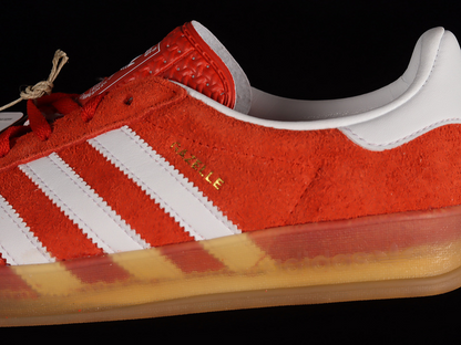 Gazelle indoor bold orange