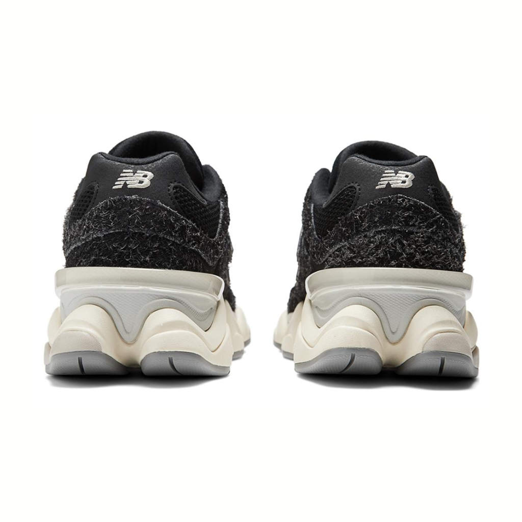 New Balance 9060 sea salt black