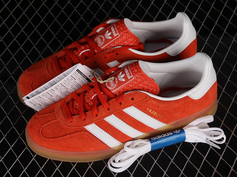 Gazelle indoor bold orange
