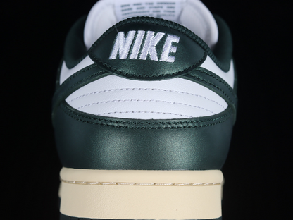 Dunk low vintage green