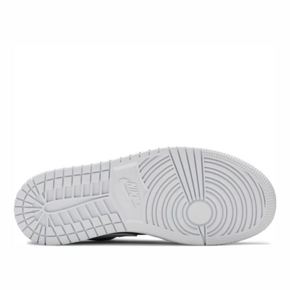 Air jordan 1 low panda reverse