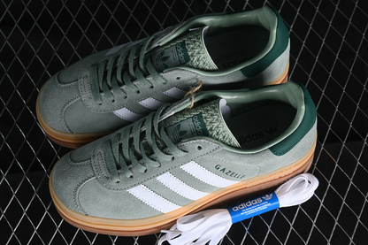 Gazelle bold silver green