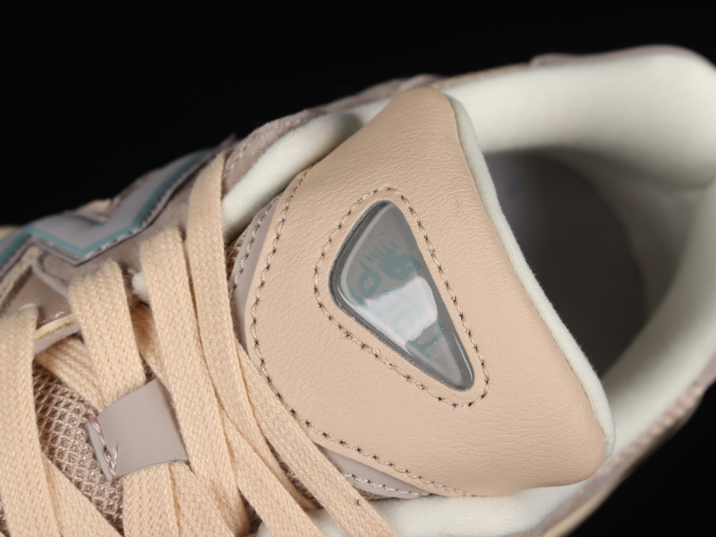 New balance 9060 ivory