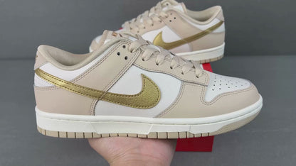 Dunk low metalic gold